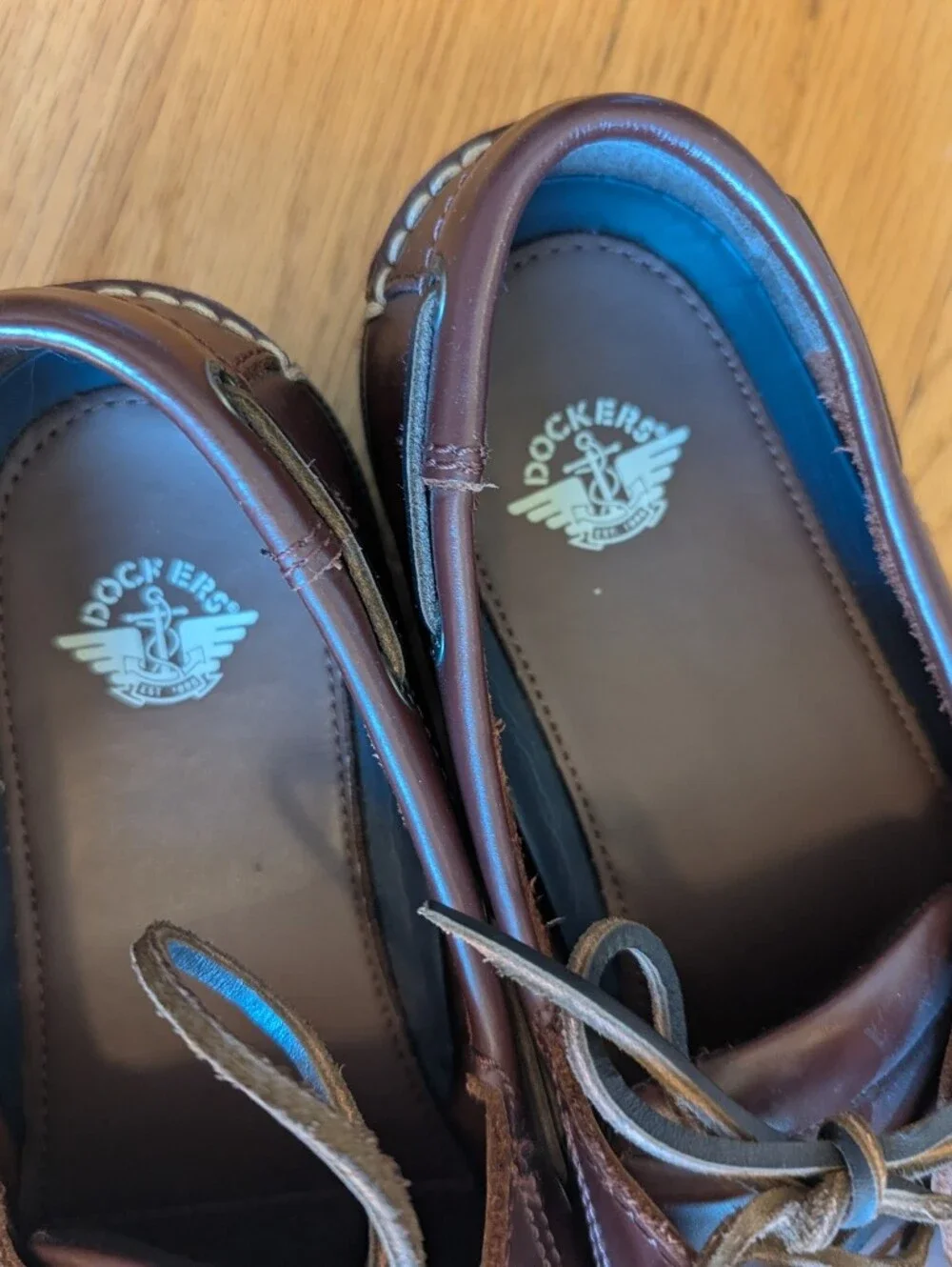 Dockers Men's Dark Brown Leather Lace-Up Boat Shoes